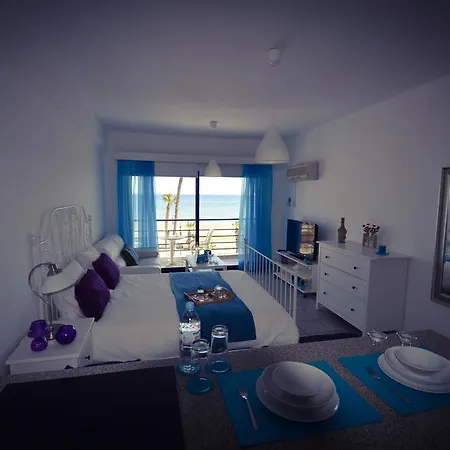 Krasas Beach Rentals Appartement